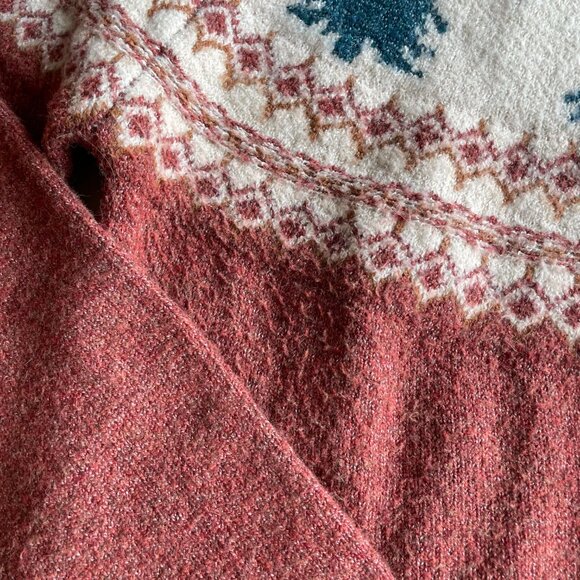 Bundle of 2 Maurices Women's Sweaters, Trees & Trucks - Size Small - Picture 10 of 13